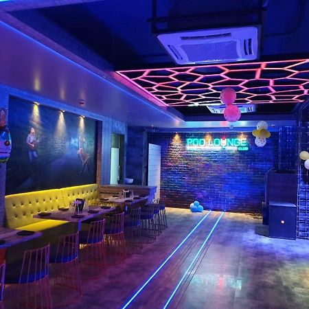 Virat Ambe Sports Club Hotel Ulhasnagar Exterior photo